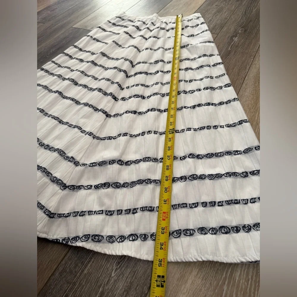 Talbots Black and White Patterned Skirt - Picture 4 of 6